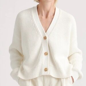 Quince Cream Ribbed V‑Neck Button Cardigan